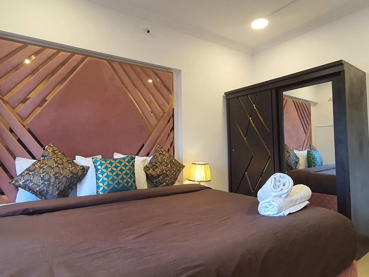 Osi Apartments Perry Cross Bandra West Мумбай Екстериор снимка