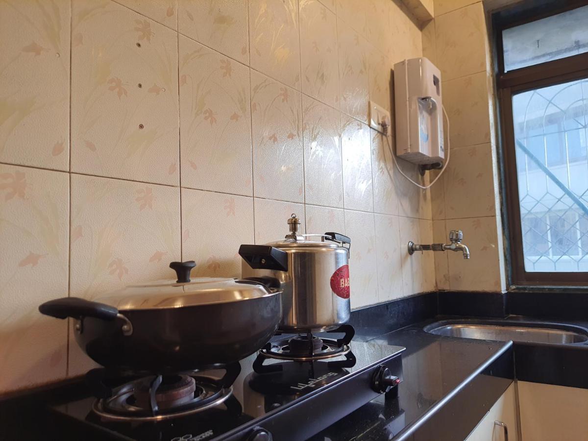 Osi Apartments Perry Cross Bandra West Мумбай Екстериор снимка