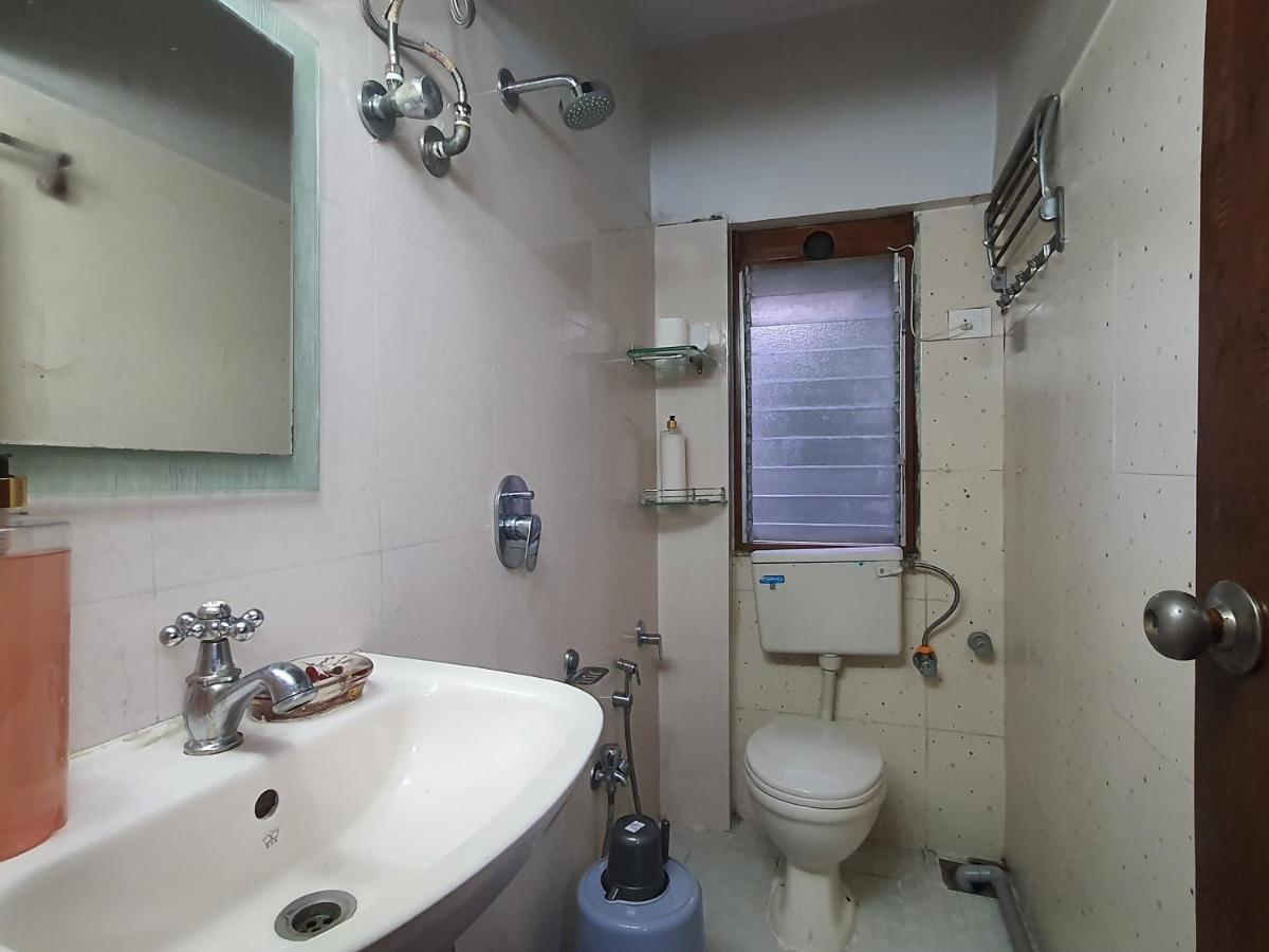 Osi Apartments Perry Cross Bandra West Мумбай Екстериор снимка