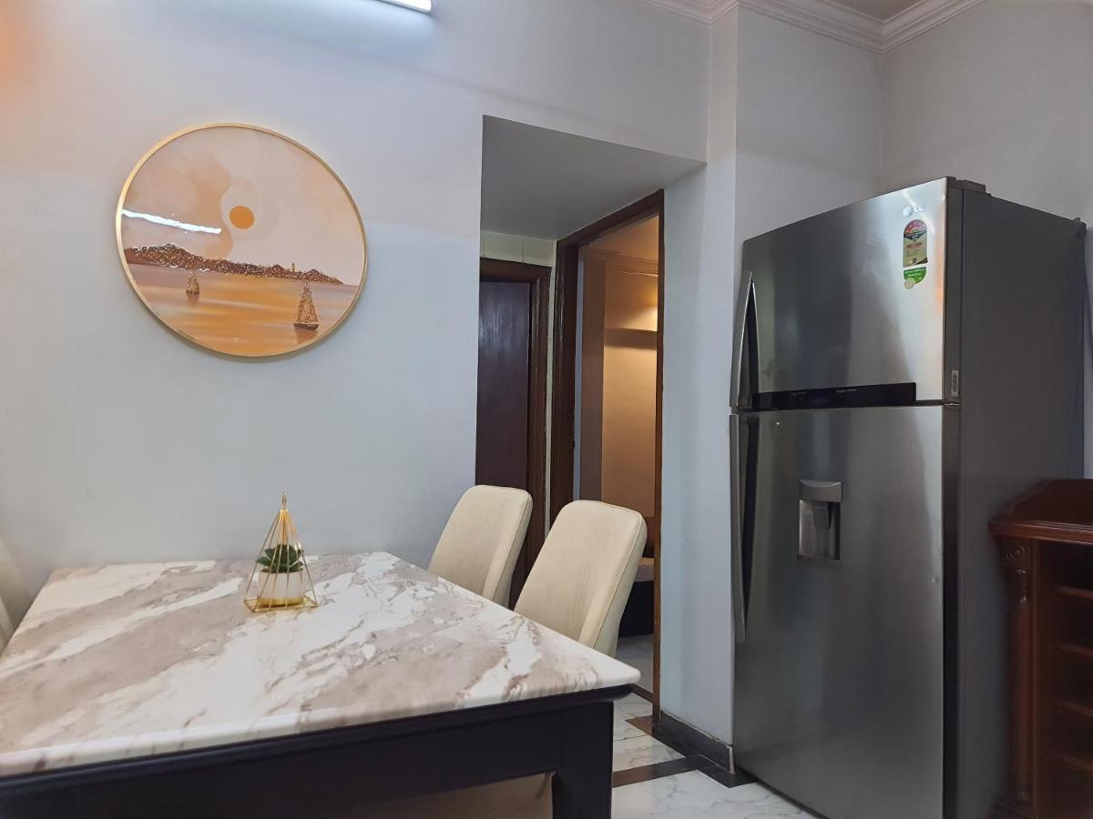 Osi Apartments Perry Cross Bandra West Мумбай Екстериор снимка